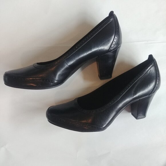 Elegant Black Women's Heels - Picture 13 of 14
